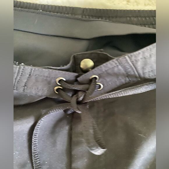 Tropical Escape Black‎ Swim Skirt with Tie Sz 18 - Picture 3 of 8